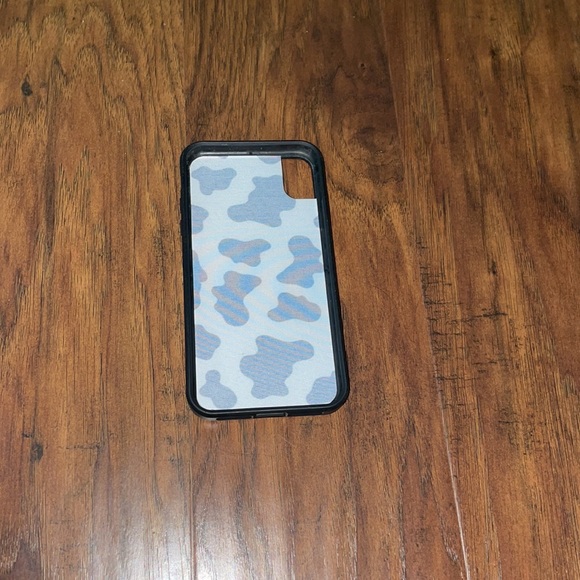 Cow Print Wildflower Phone Case - Picture 2 of 3